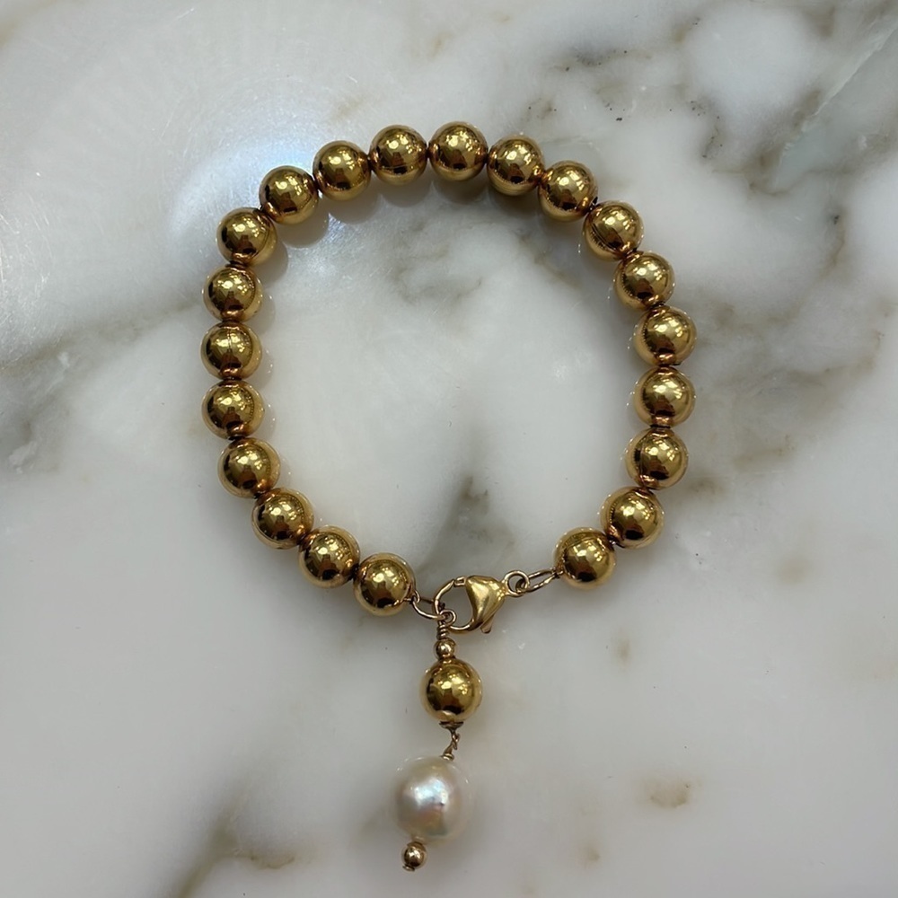 Vintage Napier Gold Tone Beads Strung on Chain—Fresh Water Pearl Dangle—GF Clasp
